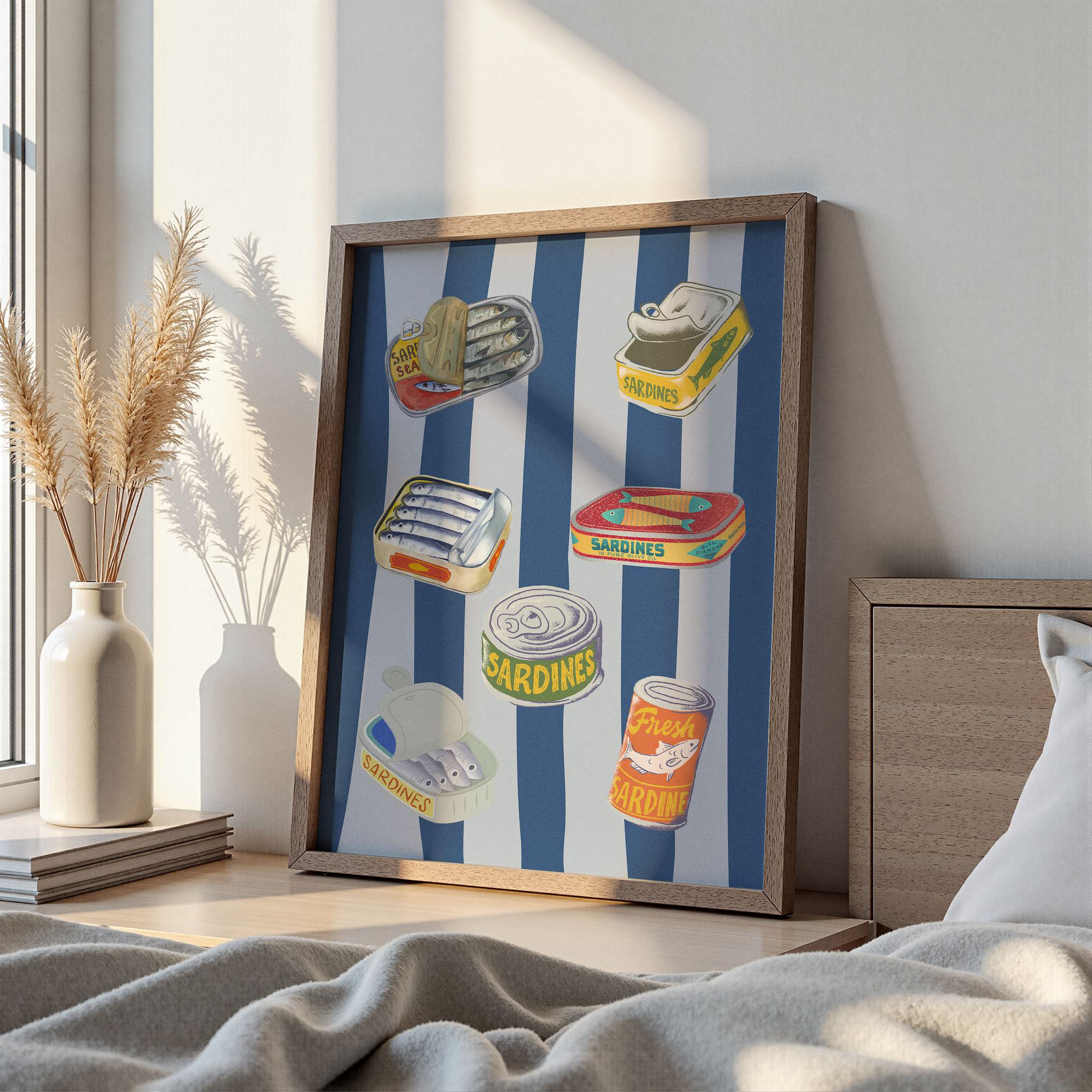 Denizcilik temalı mutfak dekoru için tasarlanmış, vintage sardalya konservesi illüstrasyonları içeren modern bir poster.