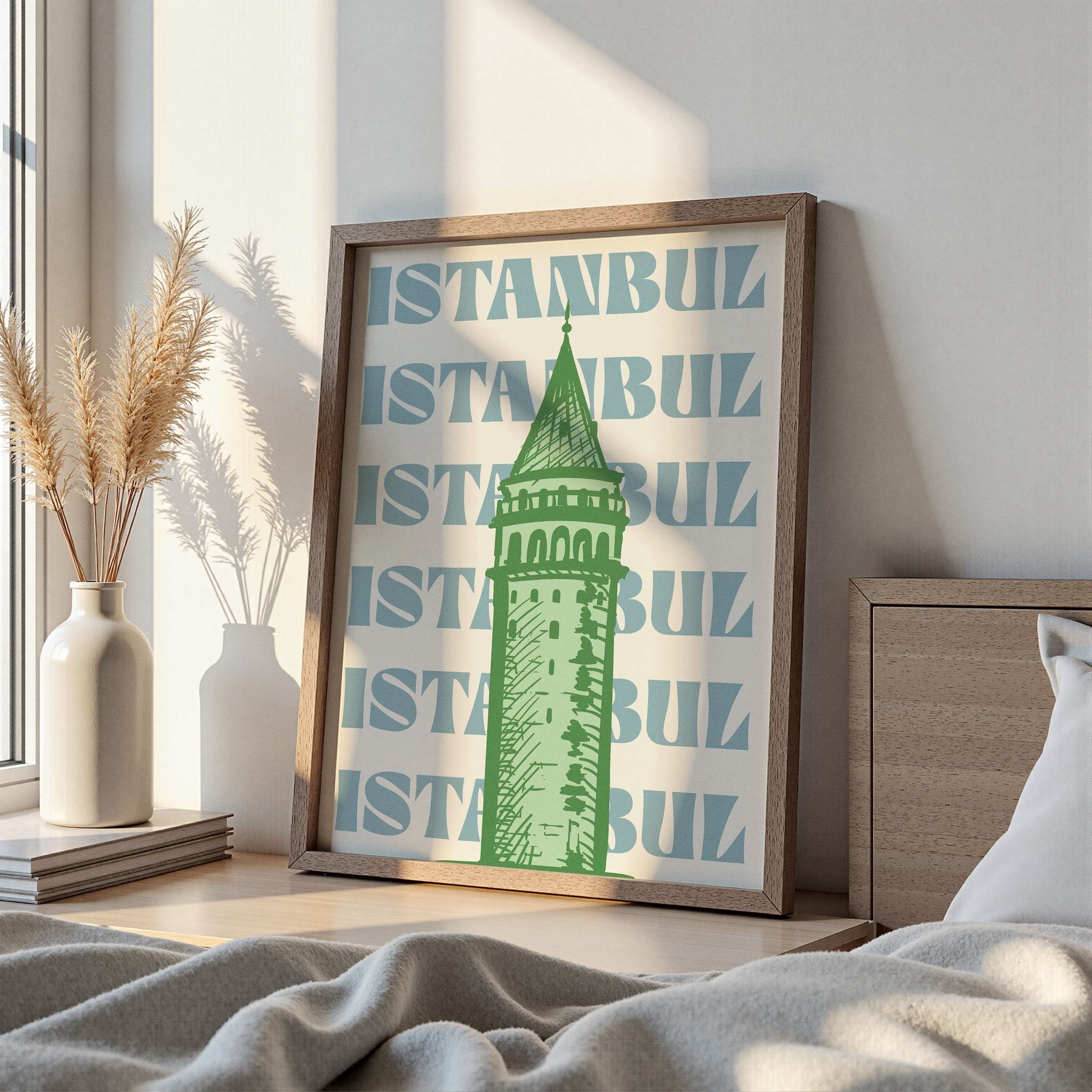 Minimalist çerçeveli Galata Kulesi posteri, pastel tonlarda şık bir tasarıma sahip