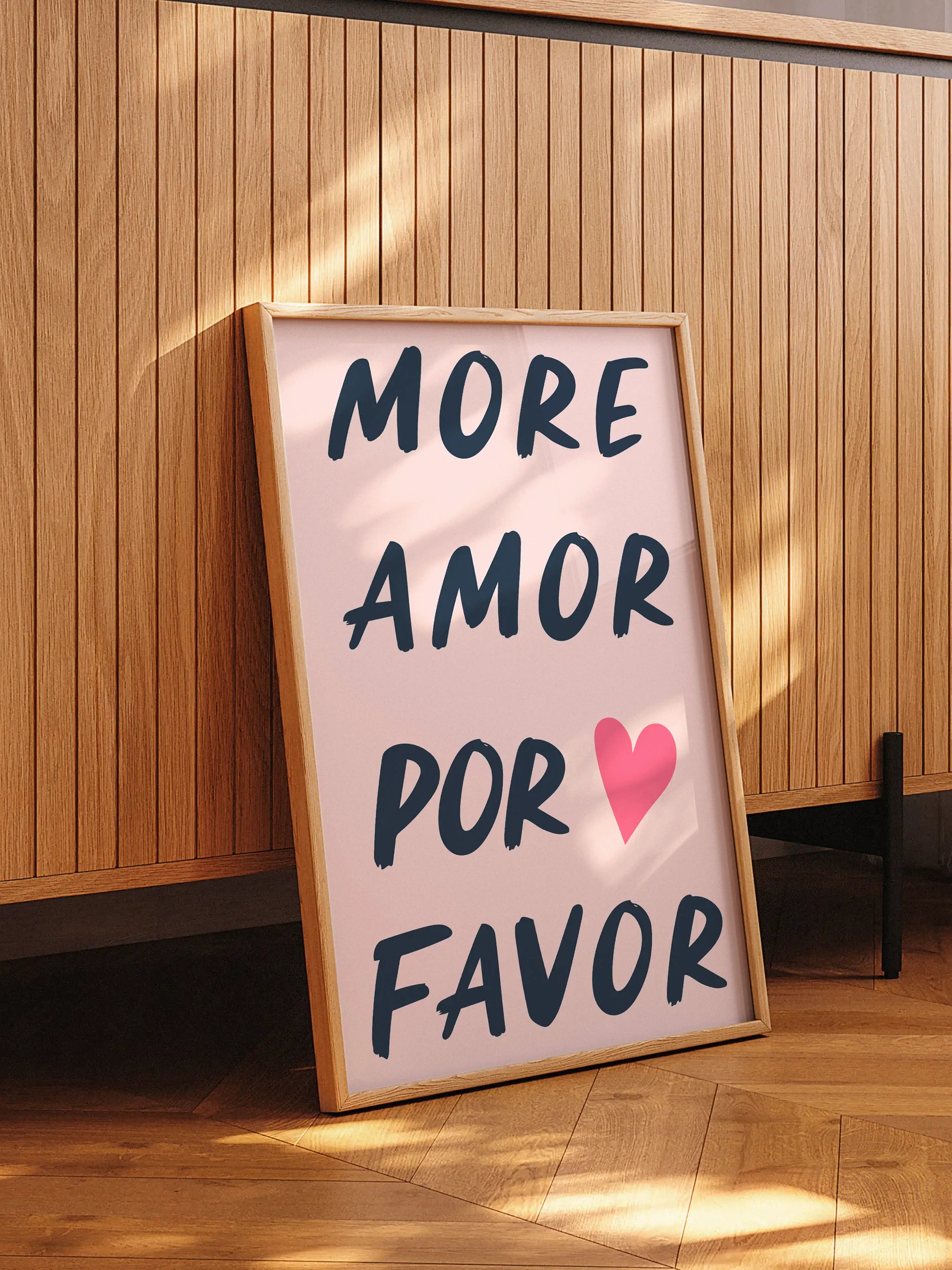 Pastel pembe arka planda kalın pembe harflerle yazılmış İspanyolca aşk sözü baskıs