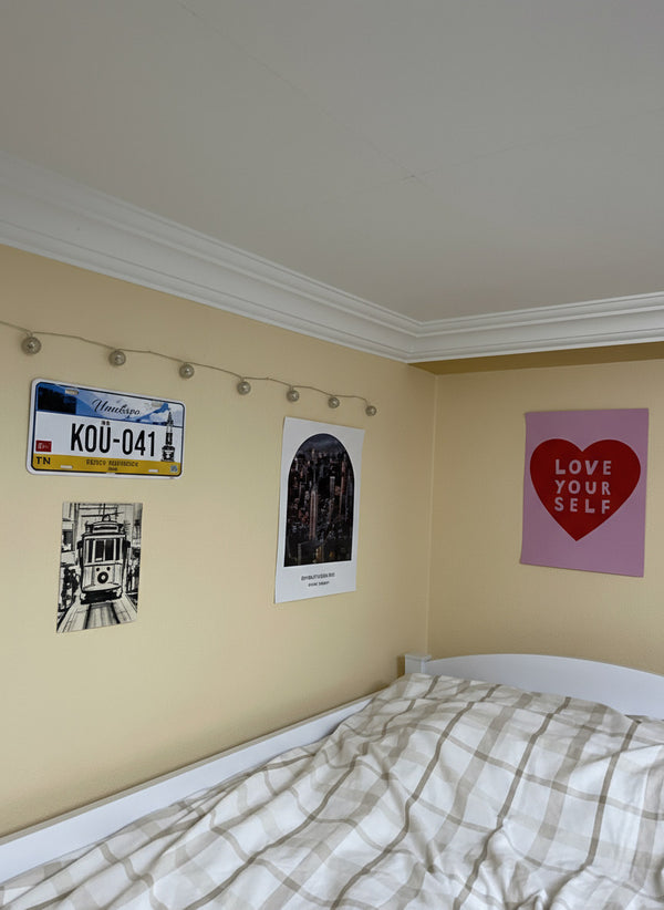 Review by Sena Nur M. for Kendini Sev No.3